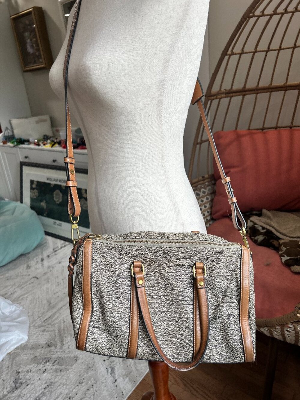 Fossil crossbody